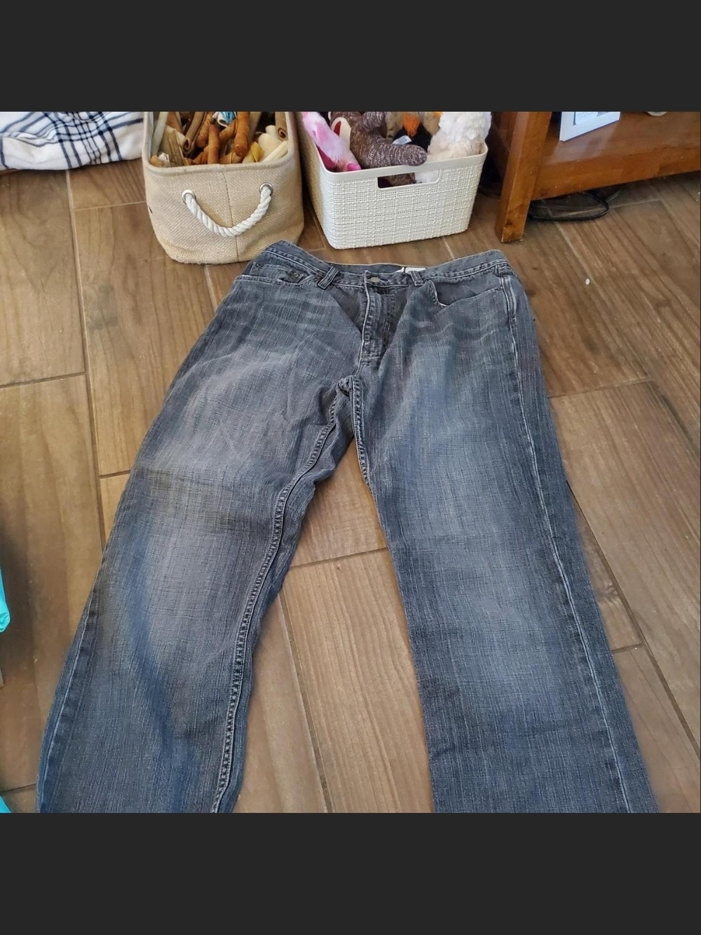 Banana Republic Relaxed Fit Jeans in Charcoal Gray